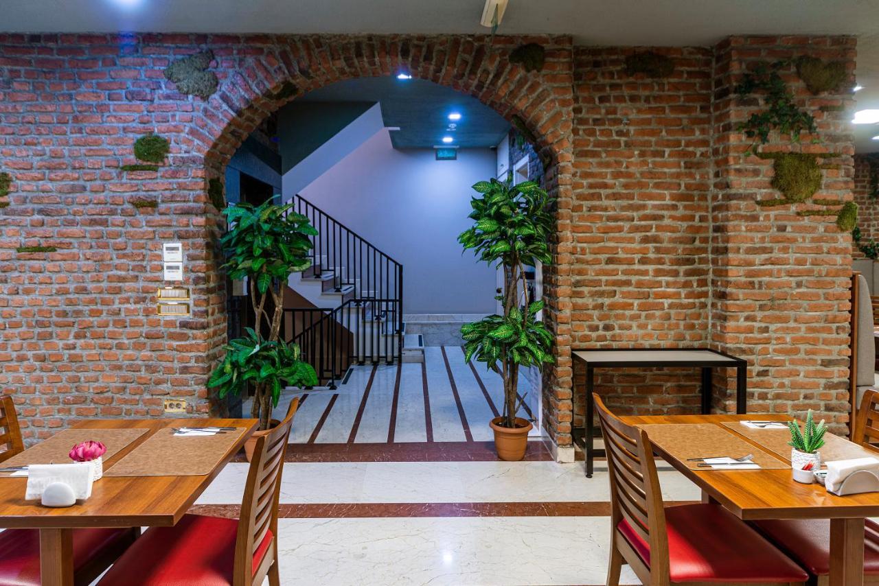 Aprilis Hotel - Special Category Istanbul Exterior photo